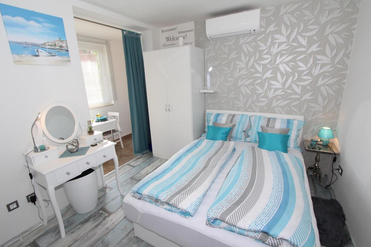 Studio Orhidea Blu Ровинь Экстерьер фото